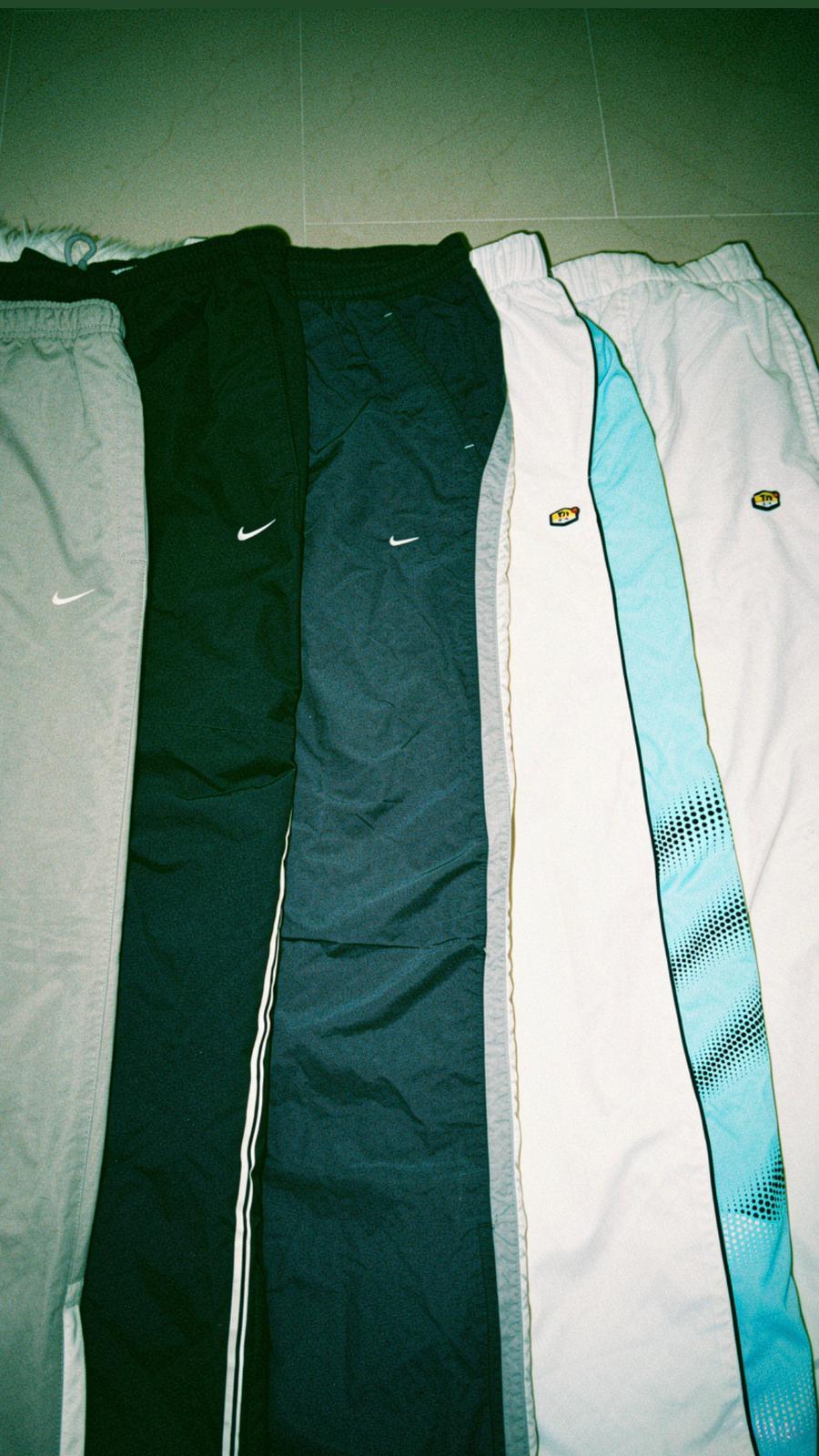 Trackpants